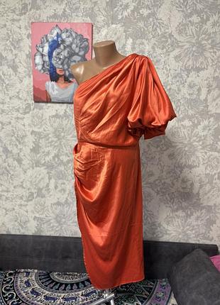 Святкова сукня на одне плече, помаранчевого кольору