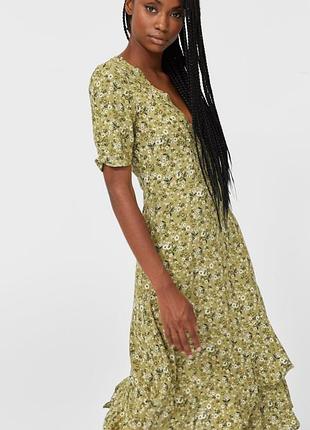 Хорошее вискозное платье миди в цветы