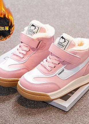 Черевики для дівчат