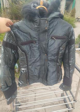 Женская зимняя куртка