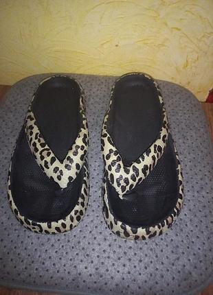 🌟 пропоную стильні шлепанці! 🌟