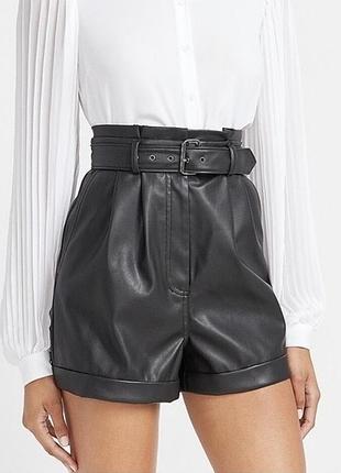 Шорты кожаные черные с ремешком чорні шкіряні шорти з поясом шорти бермуди з еко шкіри черного цвета из эко кожи