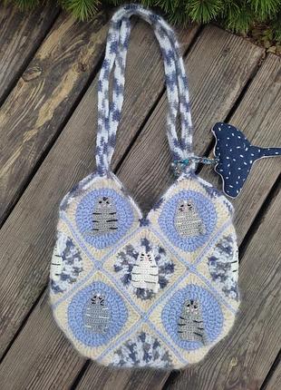 Вязаная сумка с котиками