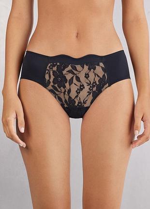 Трусики-сліпи чорного кольору з м'якої мікрофібри з мереживом від бренду intimissimi . оригінал