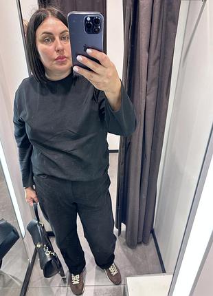 Чорнийі джинси zara з високою посадкою