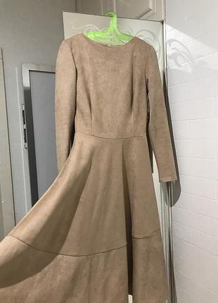 Шикарна міді сукня беж s-m