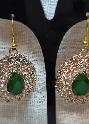 Серьги капли, серьги в турецком стиле (уценка) серьги с зеленым камнем
