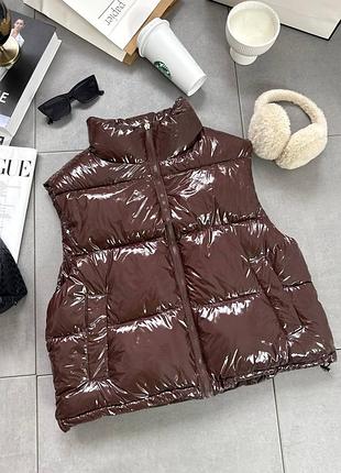 Лакова жилетка