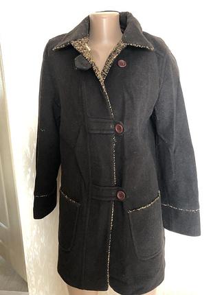 Фірмове димисизоне пальтишко жіноче