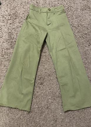 Гарні, як нові, джинсо брюки, тягнуться, та дуже приємні до тіла