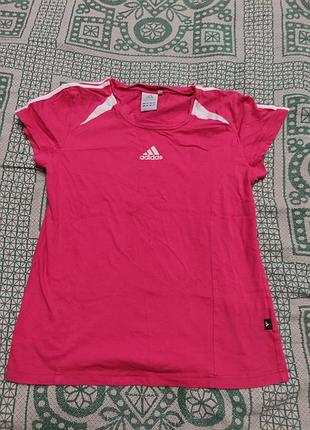 Женская футболка adidas