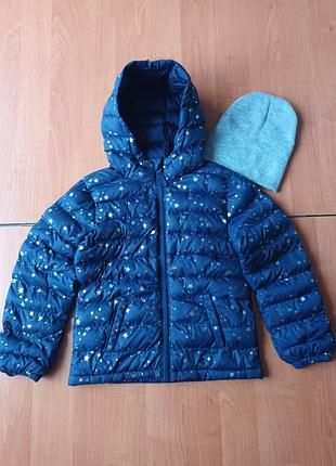 Демисезонная куртка для девочки 4-5 лет.