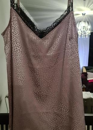 Майка на бретелях.