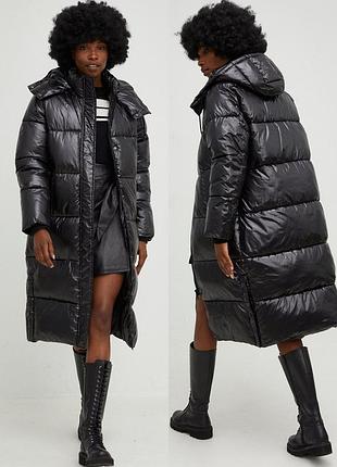 Пуховик довгий зимовий чорний жіночий пальто зимове стьобане пуффер
