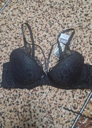 Бюстгальтер