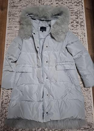 Новый пуховик мятного цвета с натуральным мехом. торг