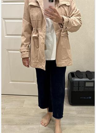 Жіноча куртка від бренду the lace