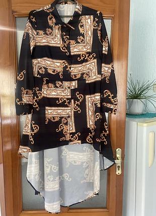 Блуза з шлейфом