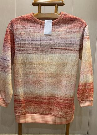 Світшот у наявності 26.