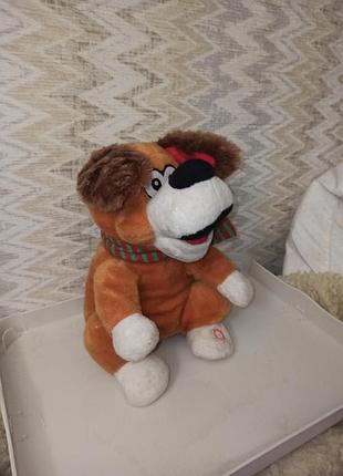 Інтерактивна музична собака, співає і рухає вухами