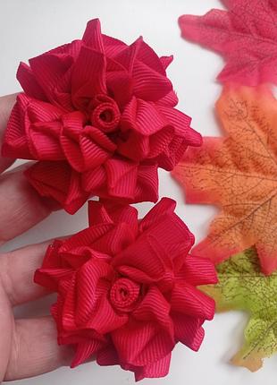 Бантики троянди на заколочках