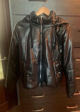 Продам куртку