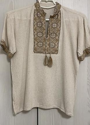 Вишиванка в чудовому стані,як нова !