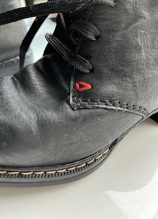 Шкіряні ботинки riker