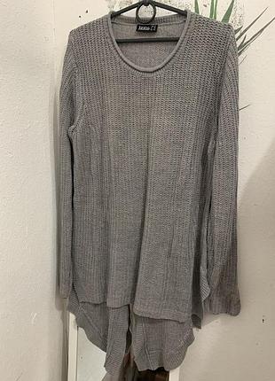 Подовжений легкий вʼязаний светр