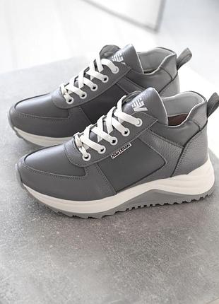 ❄️ жіночі кросівки сірі шкіряні дуже стильні  ❄️