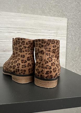 Чобітки дитячі для дівчинки cat&jack розмір 5(11,5 см)