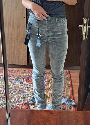 Брюки guess новенькие неношенные
