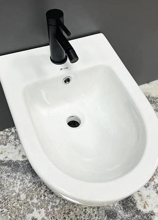 Подвесное биде vbi vulcano white