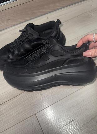 Zara . женские кроссовки