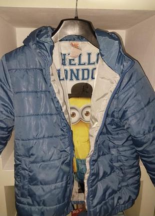 Куртка на ребенка  демисезонная длинна рукова 48 см длинна по спине 53 см