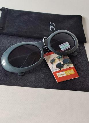 Vintage овальные солнцезащитные очки в винтажном стиле