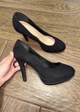 Туфлі на каблуку h&m 37