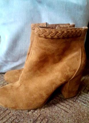 Ботинки женские 38размер