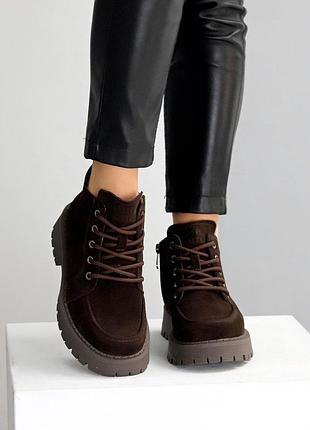 Стильные женские демисезонные ботинки