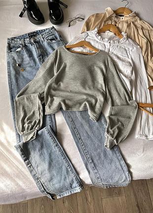 Сірий вкорочений легкий світшот ажурний