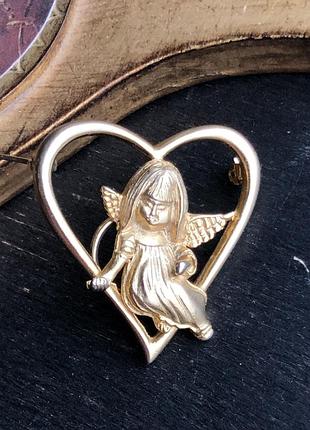 Брошь винтаж ангелочка "сердце ангела"