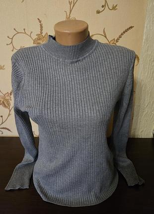 Кофта в рубчик водолазка