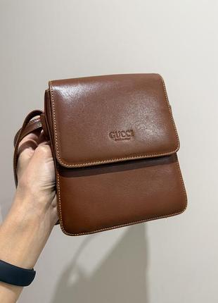 Шкіряна вінтажна сумочка gucci