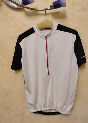 Красивая оригинальная спортивная велофутболка