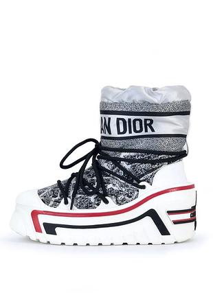 Женские сапоги