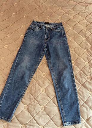 Джинси мом