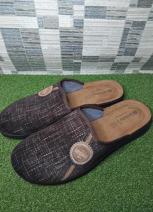 Чоловічі капці 2