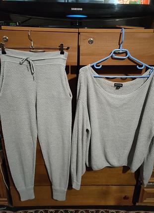 Спортивный костюм вязаный