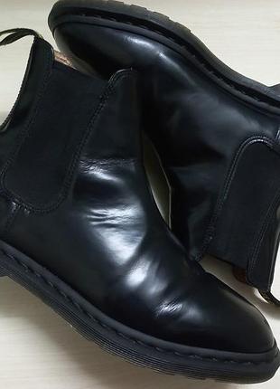 Ботинки сапоги осень-весна кожа муж.43р. dr.martens таиланд