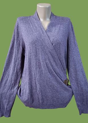 Светрик жіночій на запах.